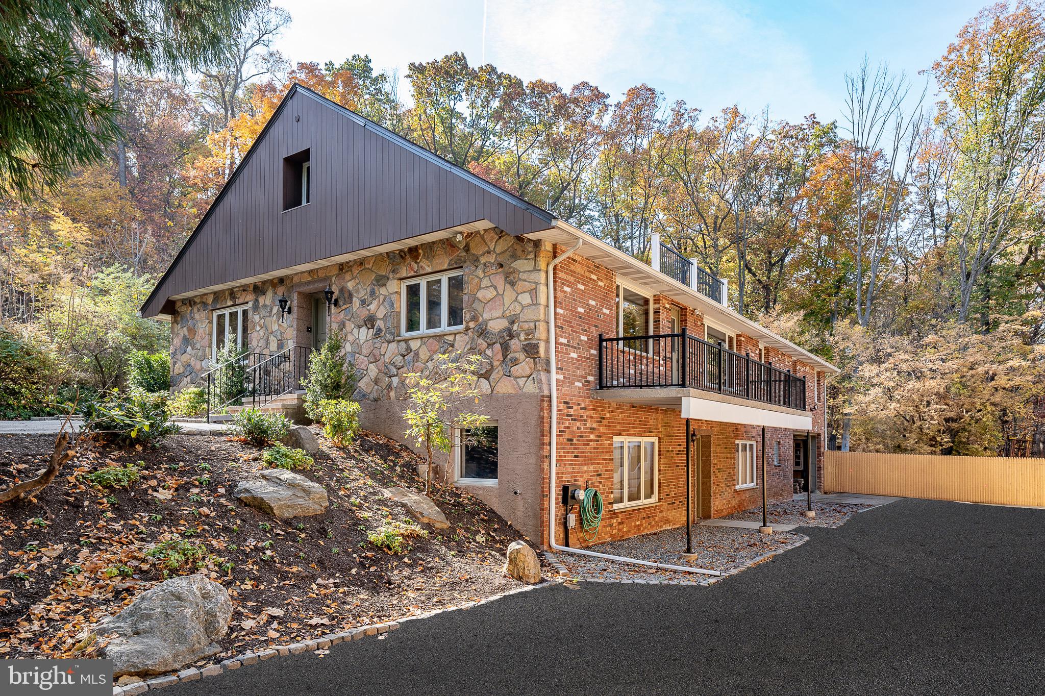 174 HUGHES RD