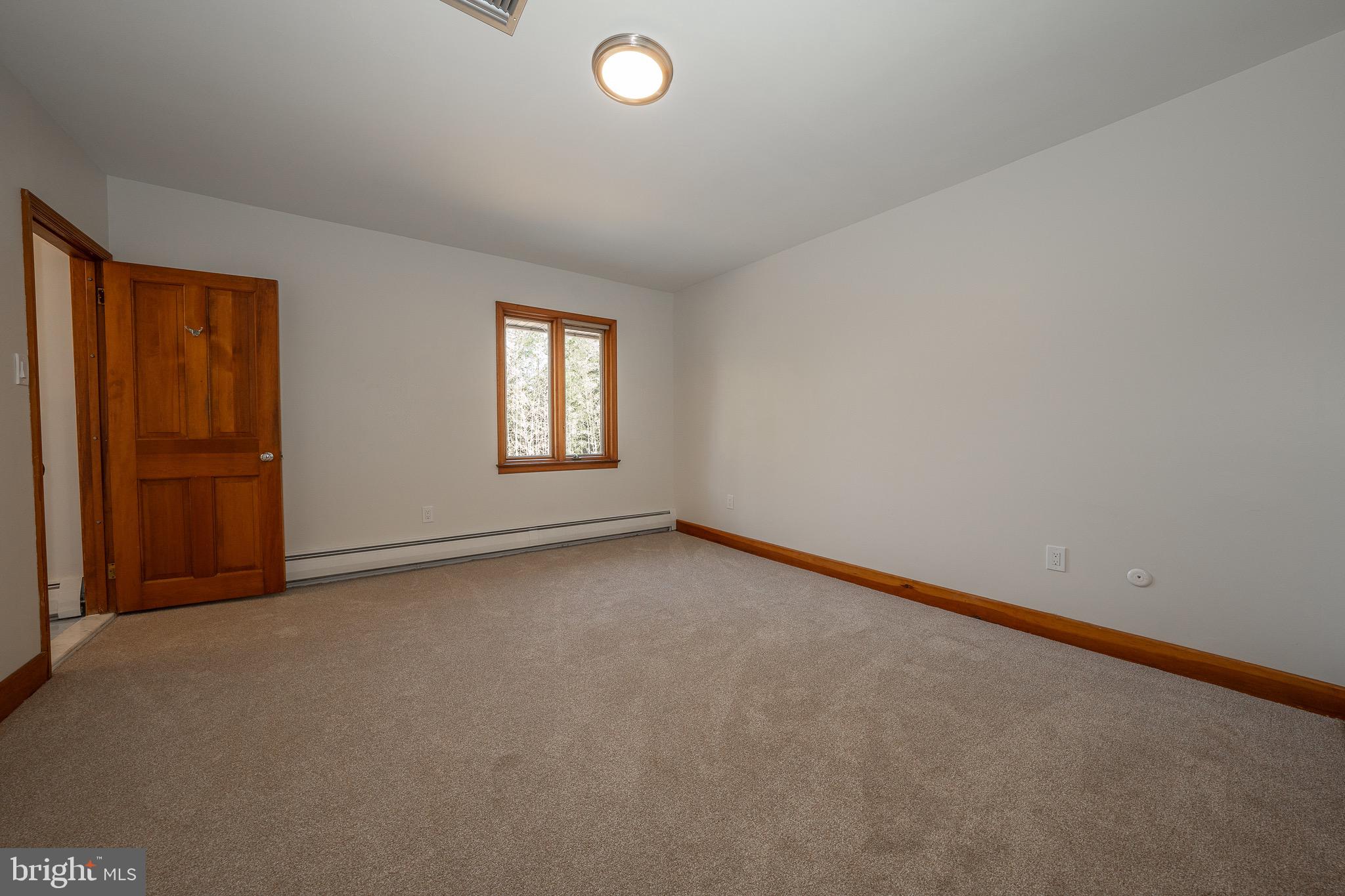 174 HUGHES RD