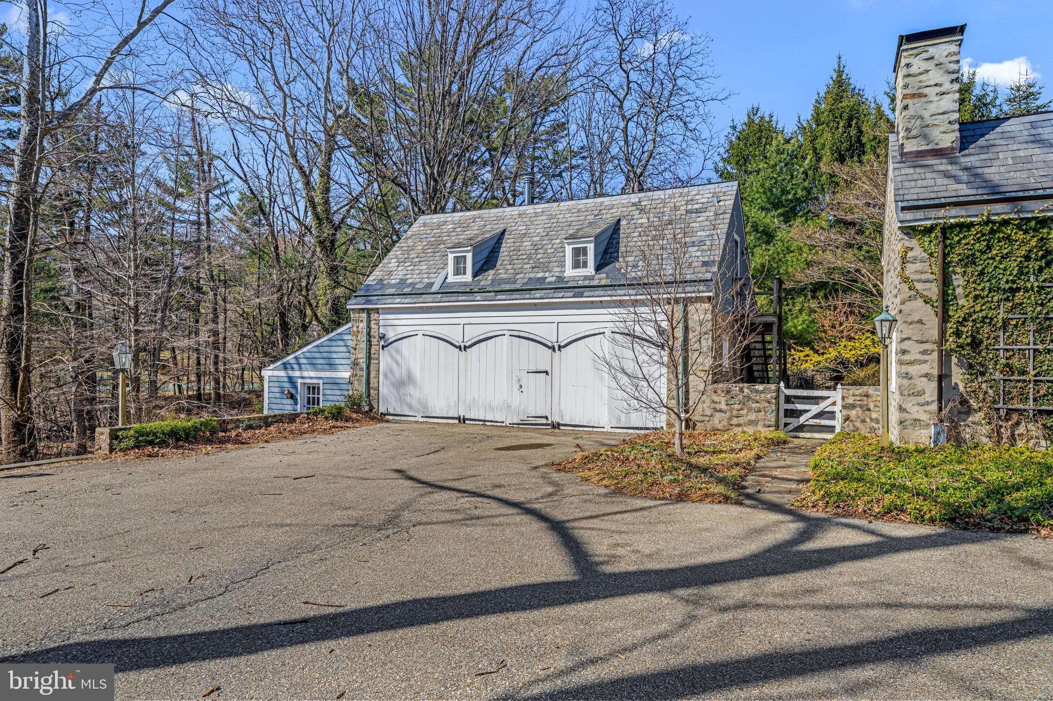 846-850 Mount Pleasant Rd