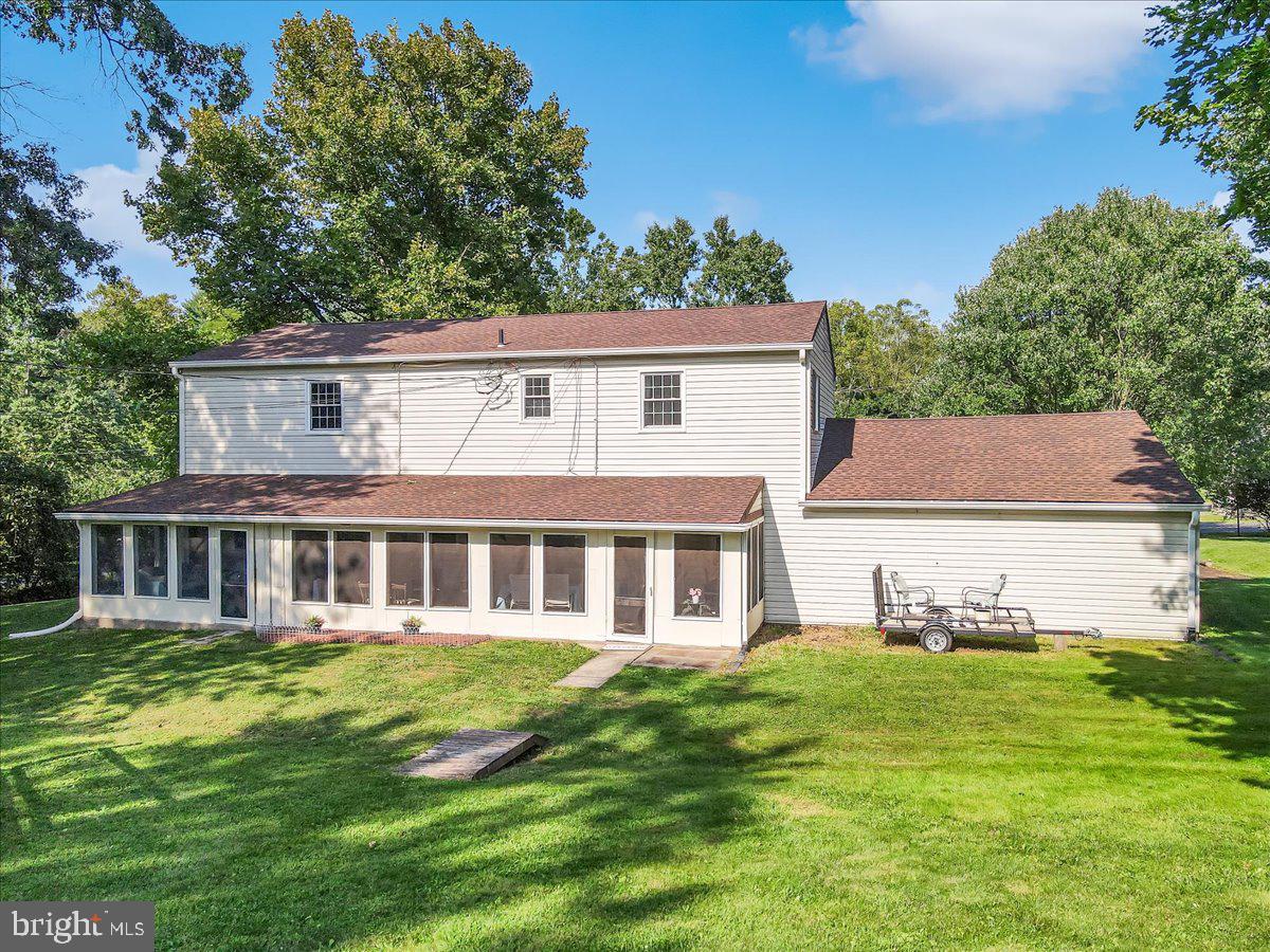 930 Camp Rd