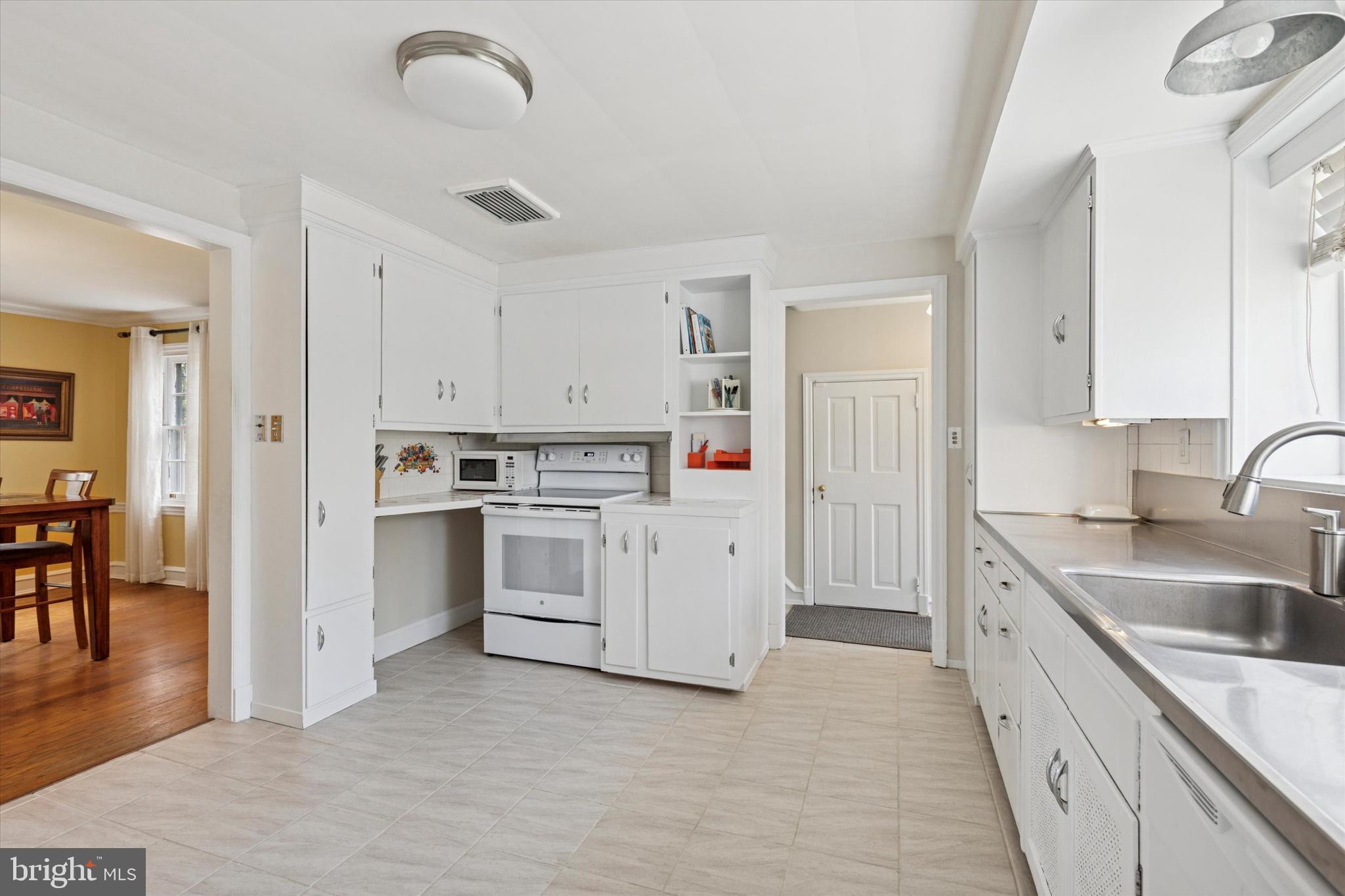 1708 Sandy Hill Rd