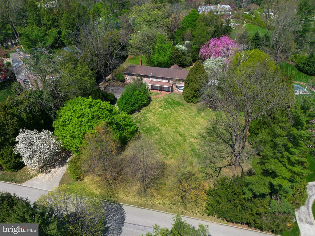 1114 Brynlawn Rd