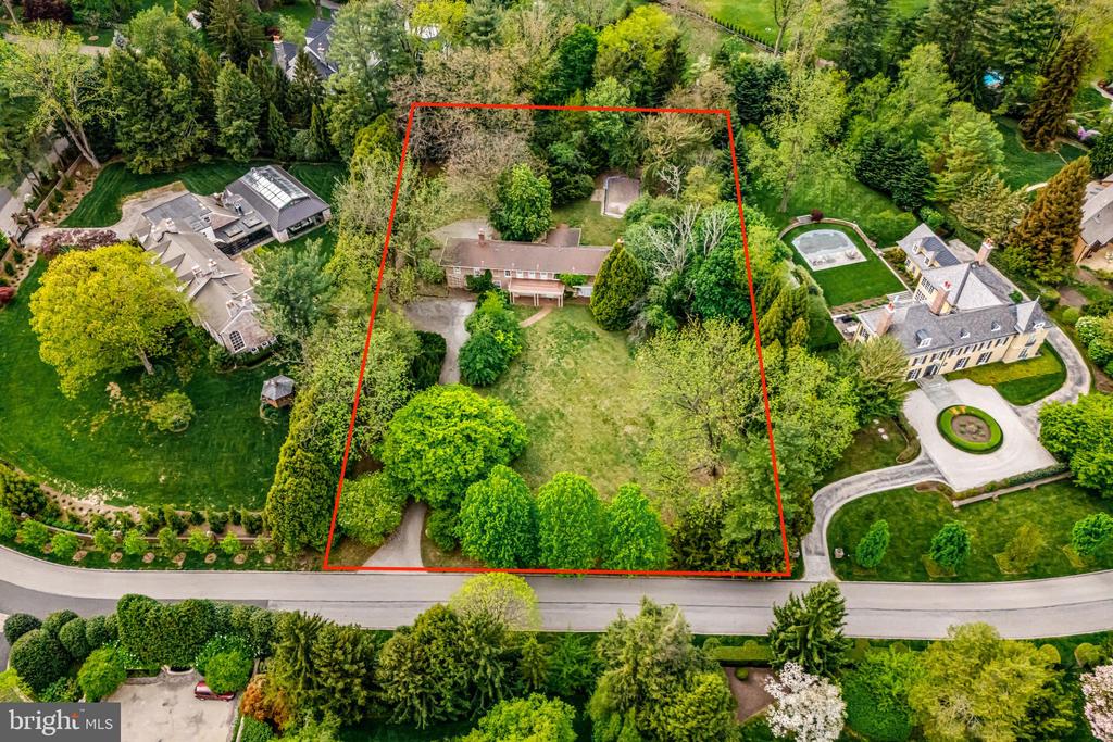 1114 Brynlawn Rd