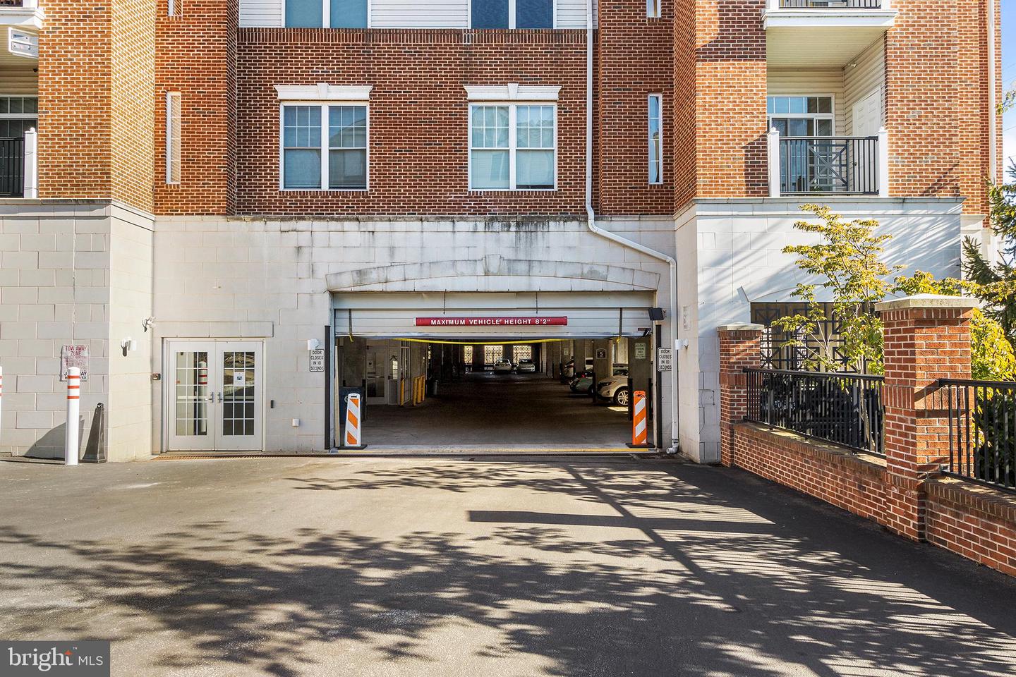 200 W ELM ST #1221