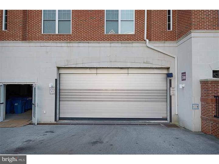 200 W ELM ST #1221