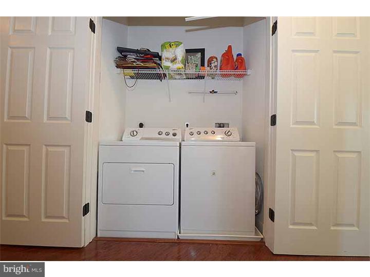 200 W ELM ST #1221