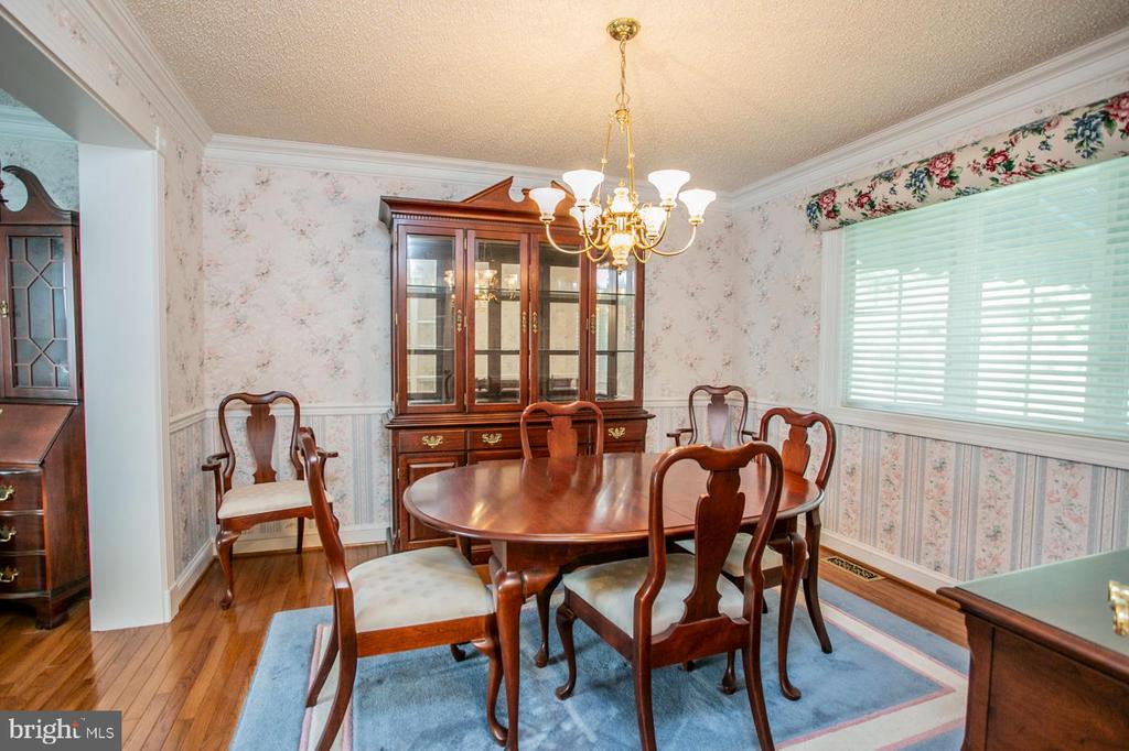 3001 Eisenhower Rd