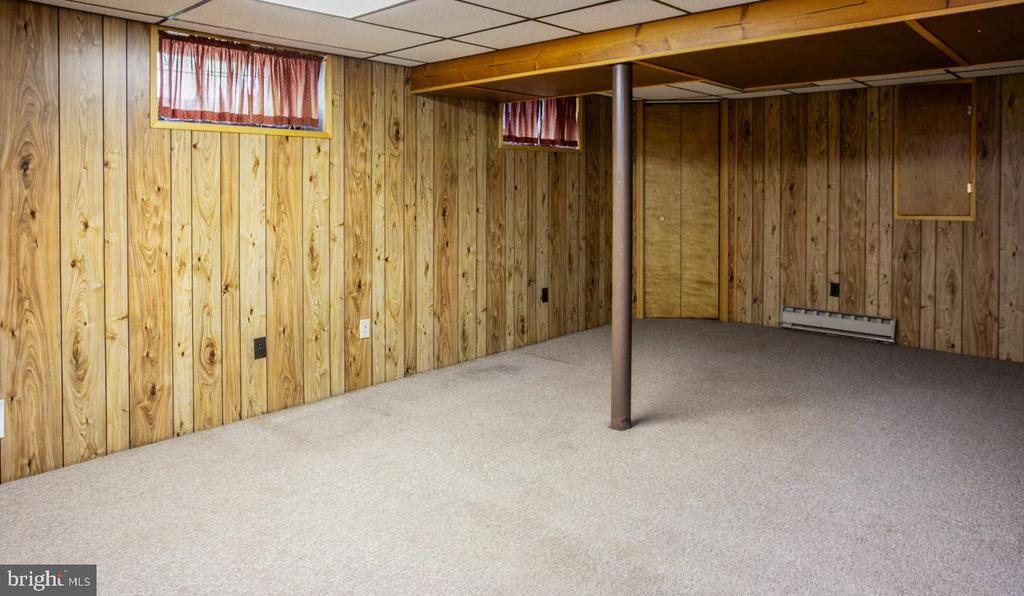 3001 Eisenhower Rd