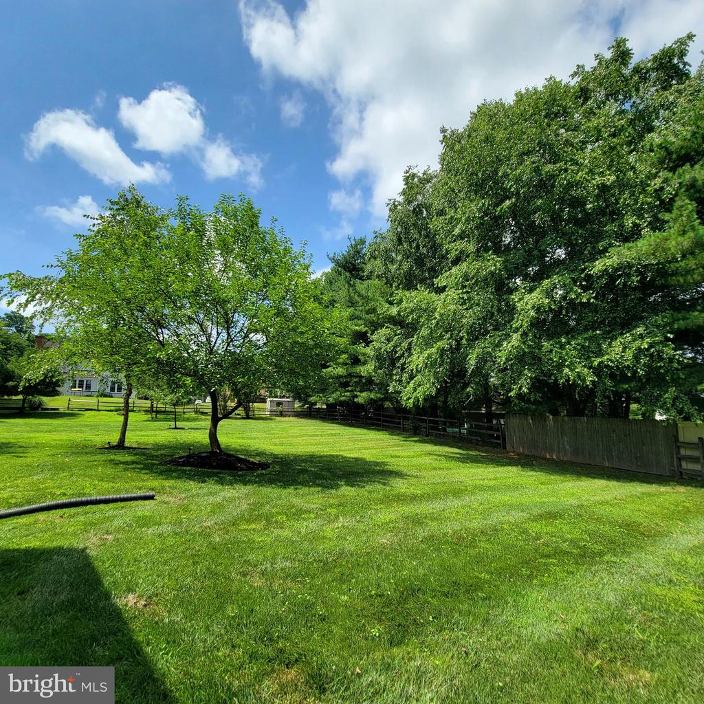400 County Line Rd