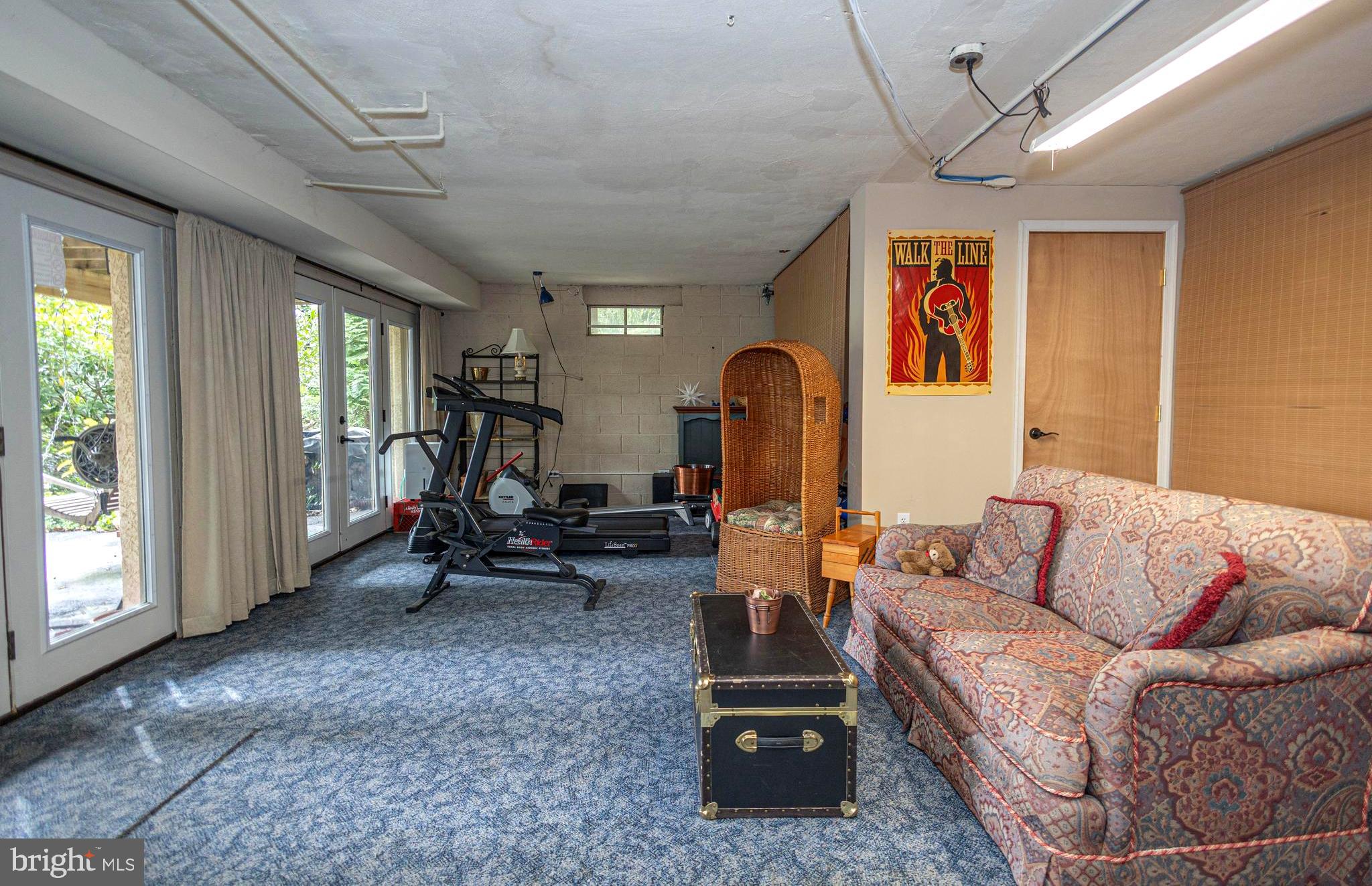 160 CAMP HILL ROAD