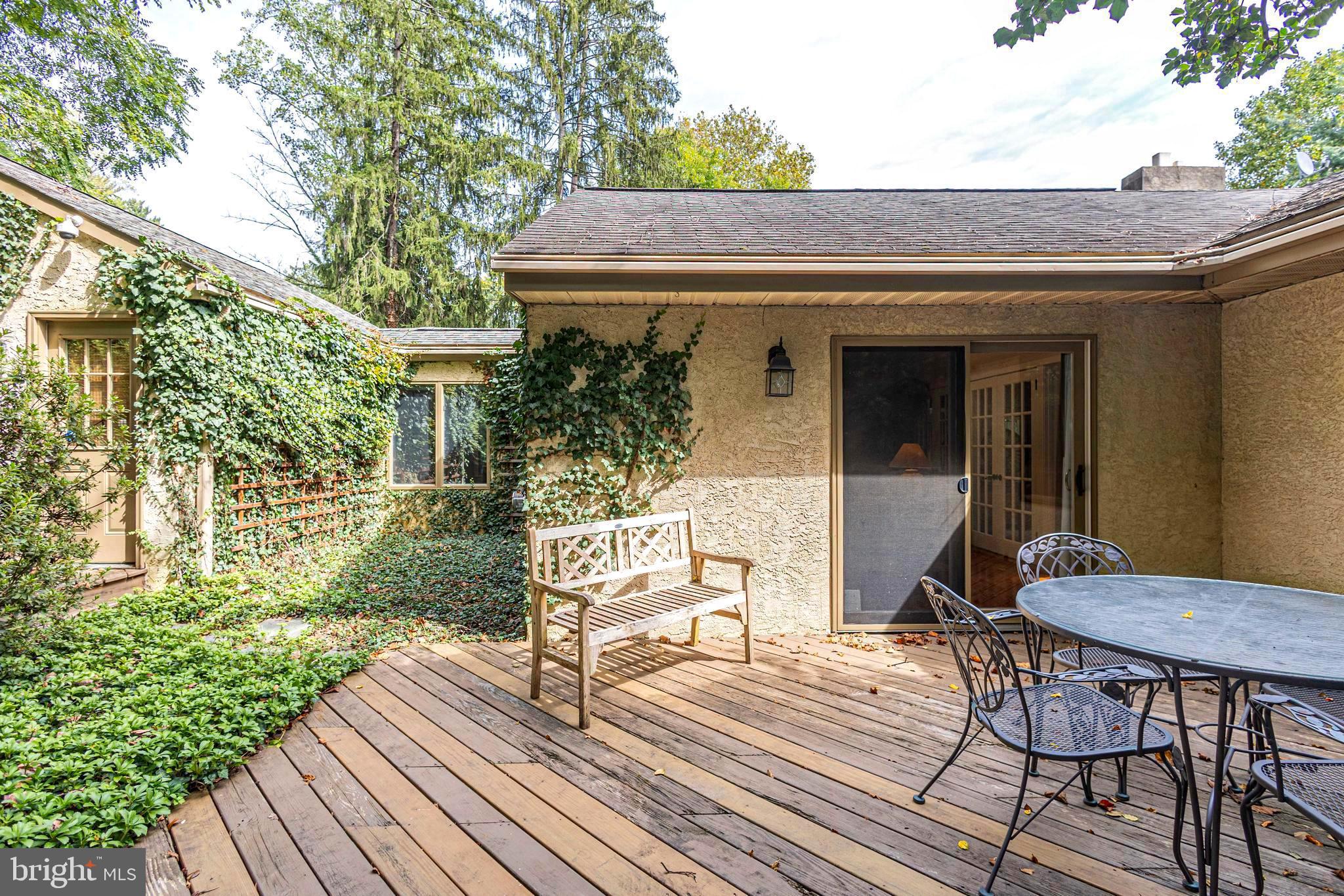 160 CAMP HILL ROAD