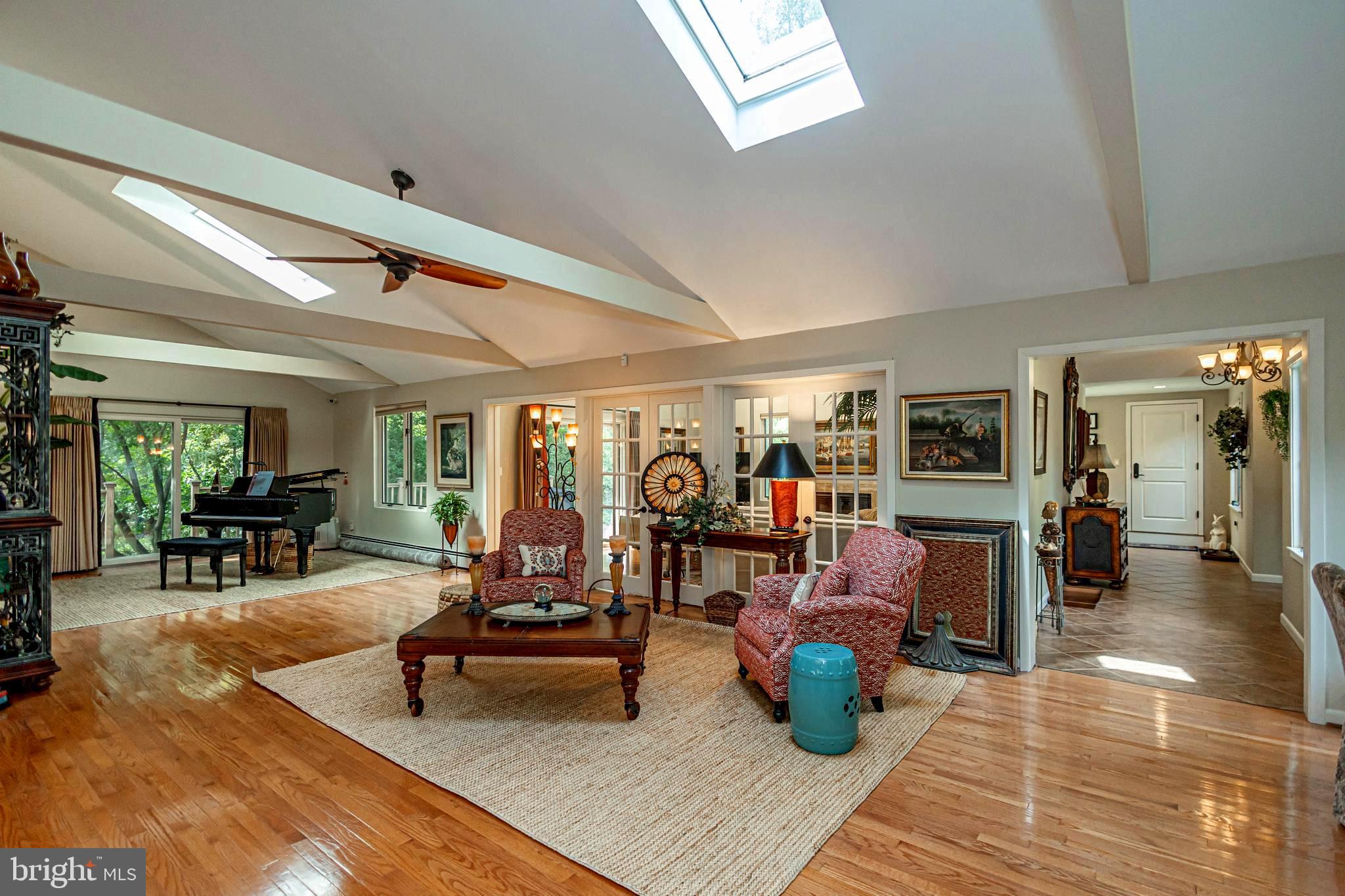 160 CAMP HILL ROAD