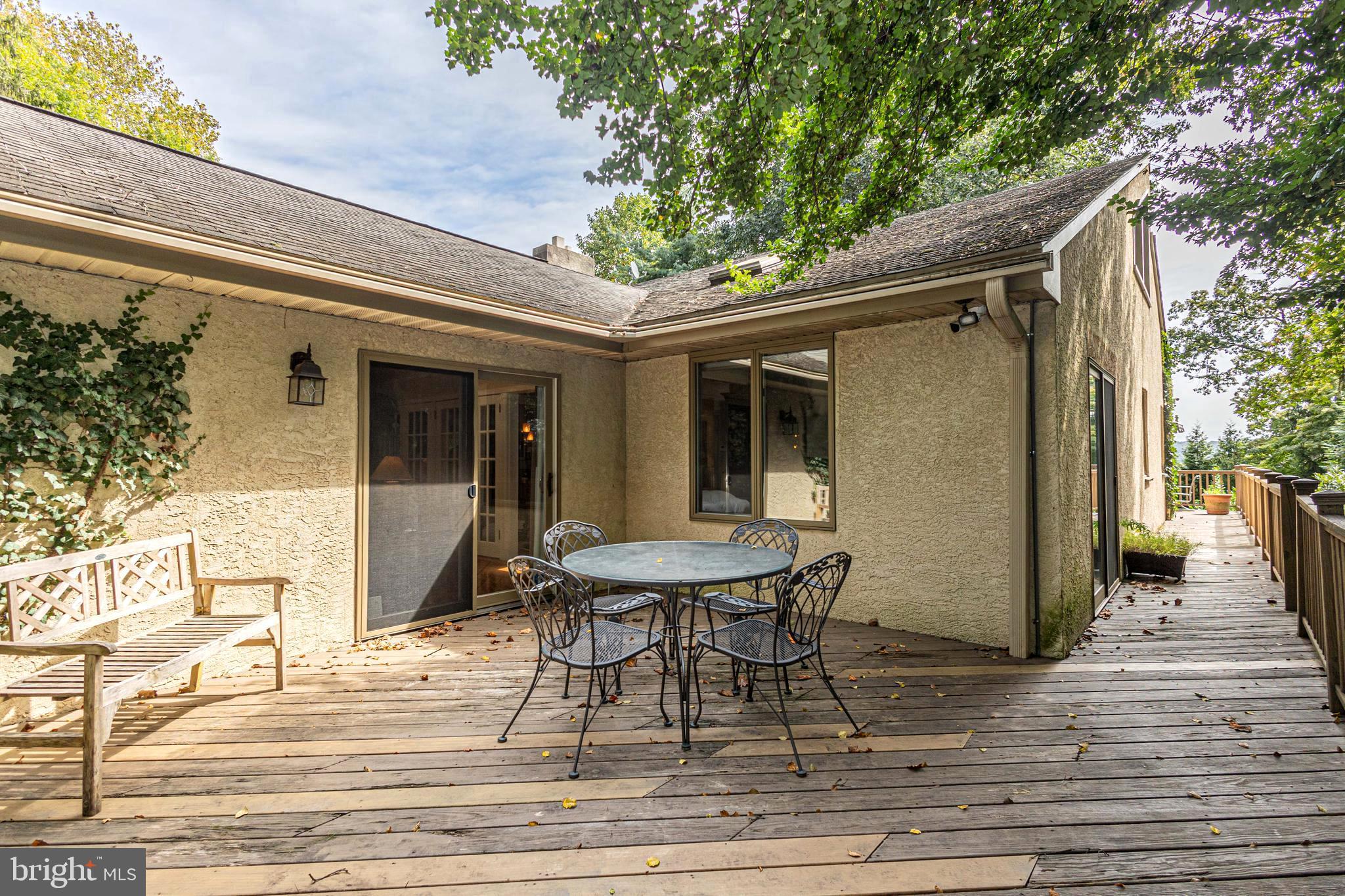 160 CAMP HILL ROAD