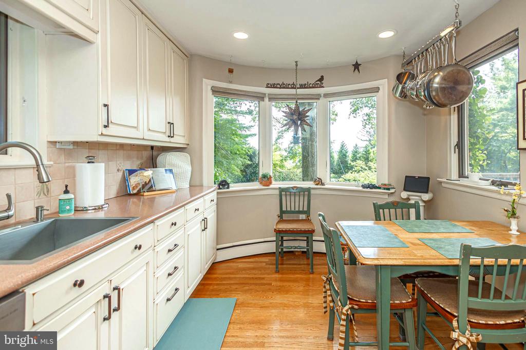 160 CAMP HILL ROAD