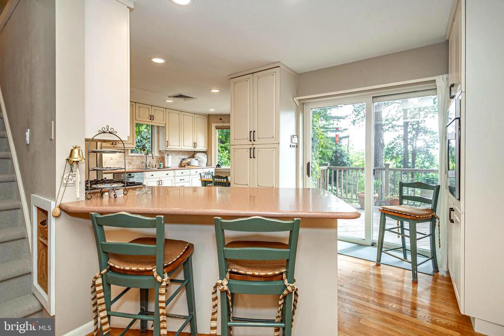160 CAMP HILL ROAD