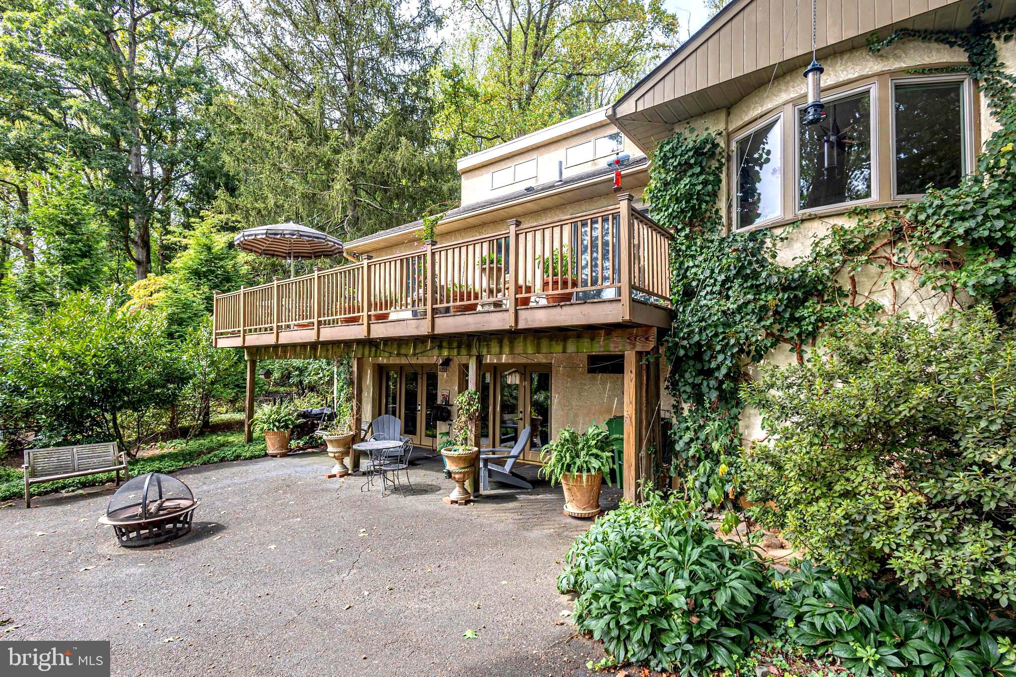 160 CAMP HILL ROAD