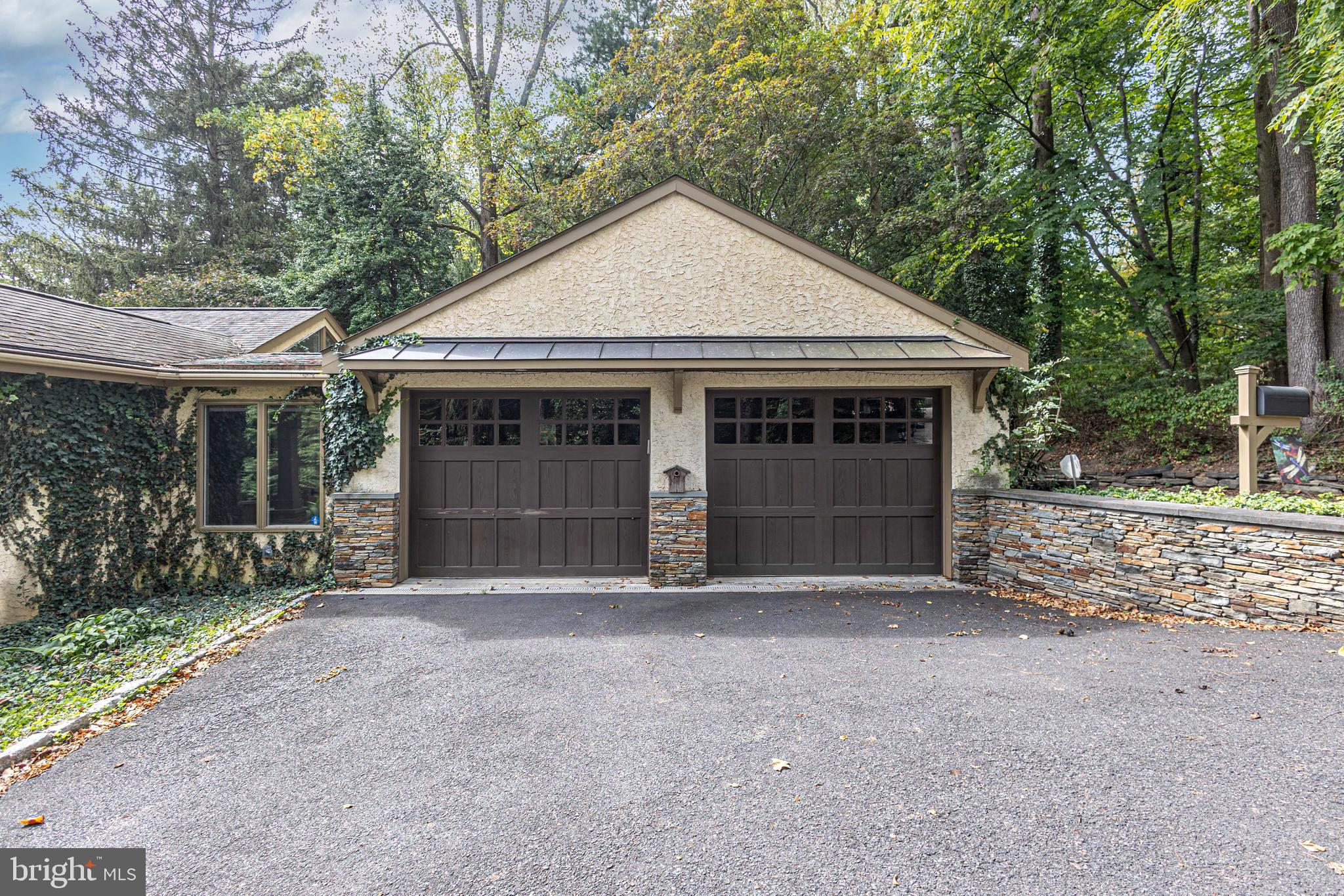 160 CAMP HILL ROAD