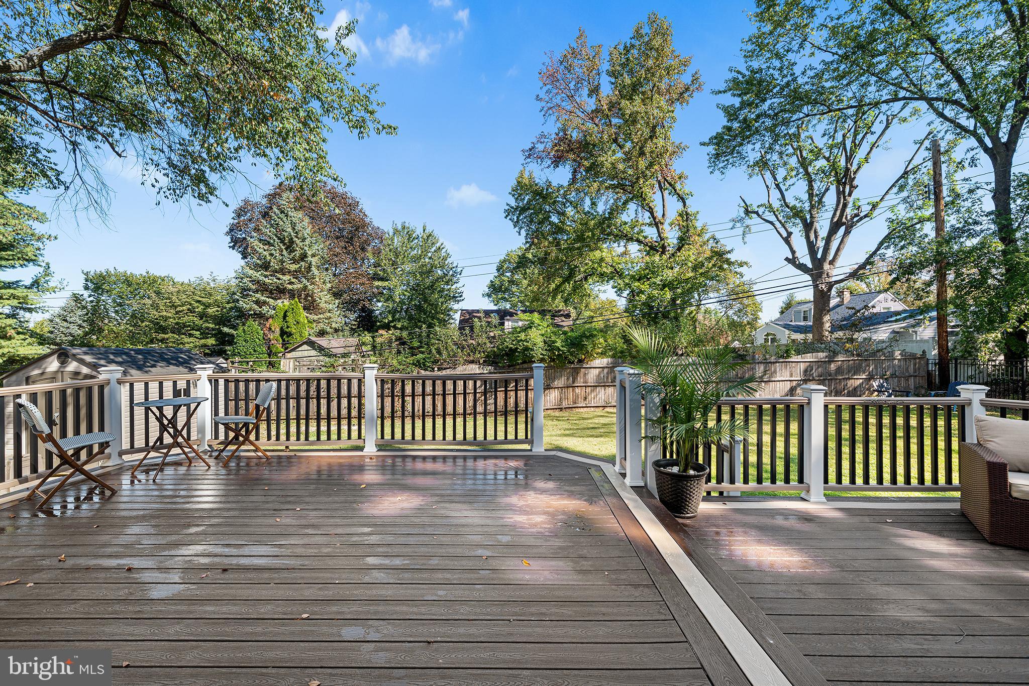 1203 WEDGEWOOD ROAD