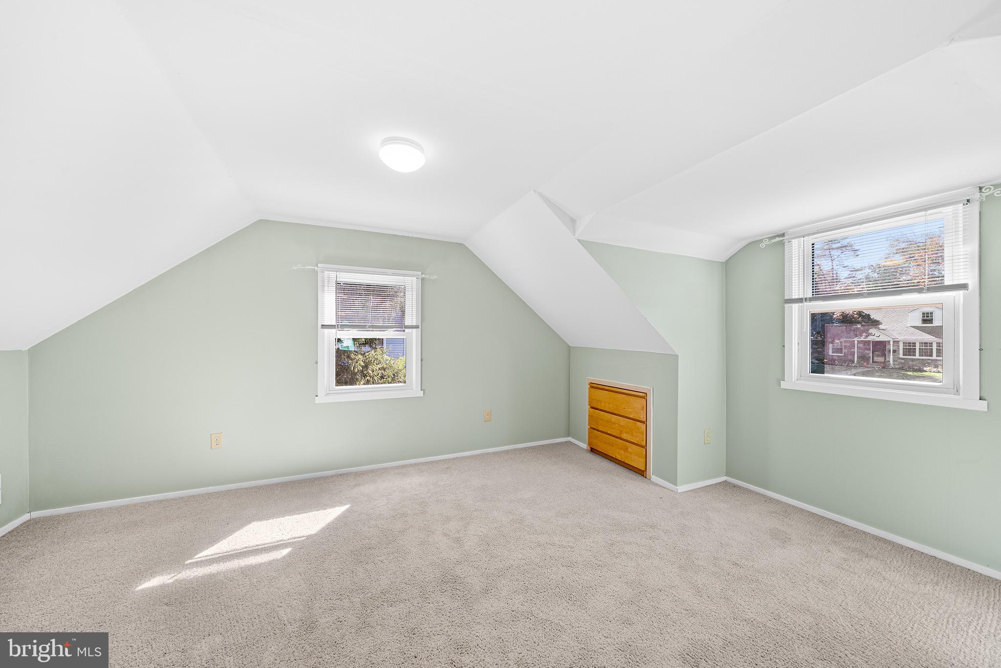 1203 WEDGEWOOD ROAD