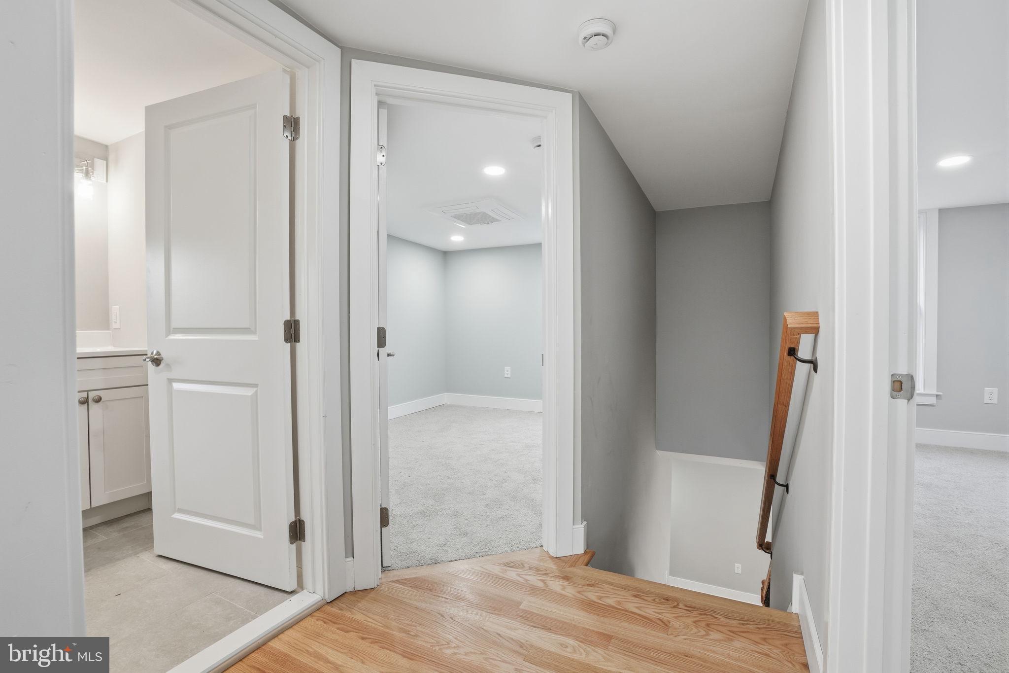 414 HALLOWELL AVENUE