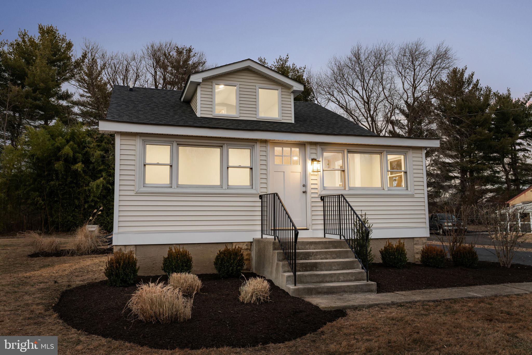 414 HALLOWELL AVENUE