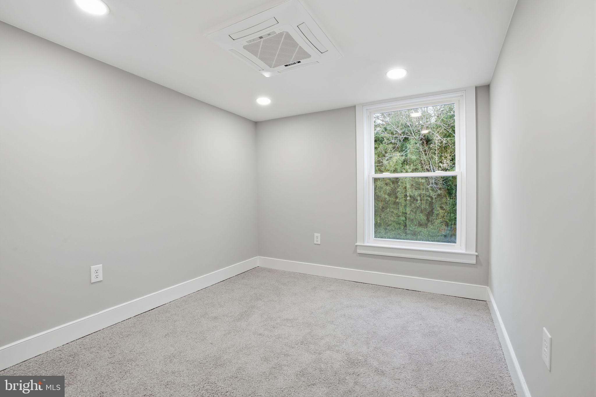 414 HALLOWELL AVENUE