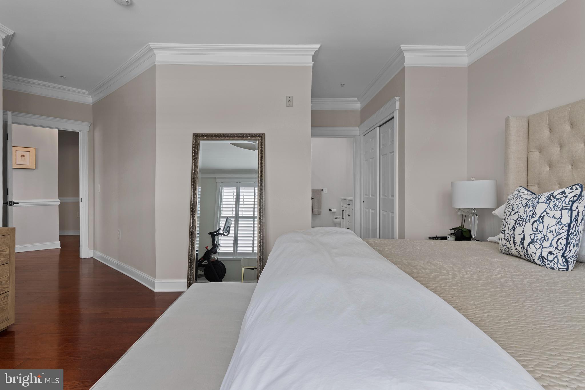 200 W ELM STREET 1321