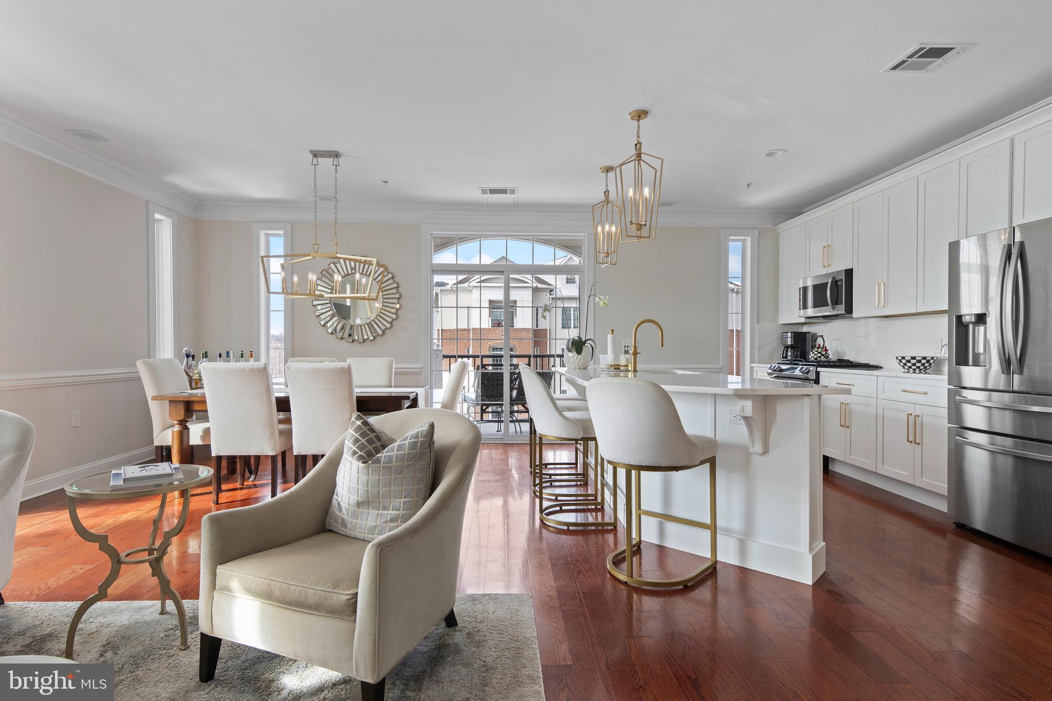 200 W ELM STREET 1321