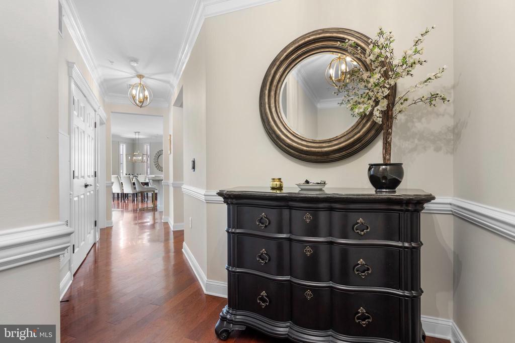 200 W ELM STREET 1321