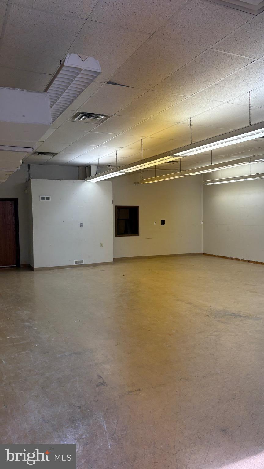 400 LINCOLN AVENUE 6