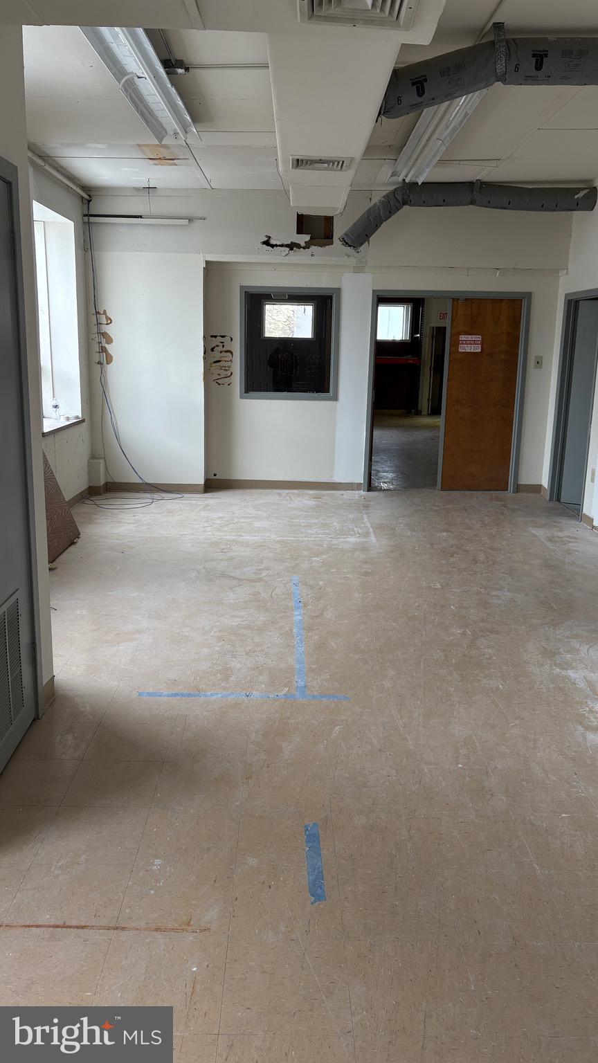 400 LINCOLN AVENUE 6