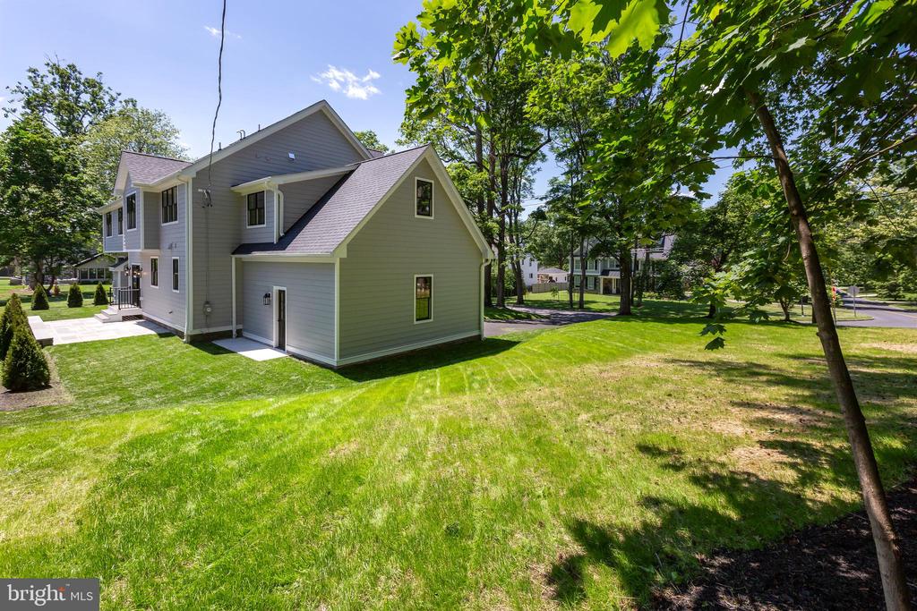 1148 MORRIS ROAD