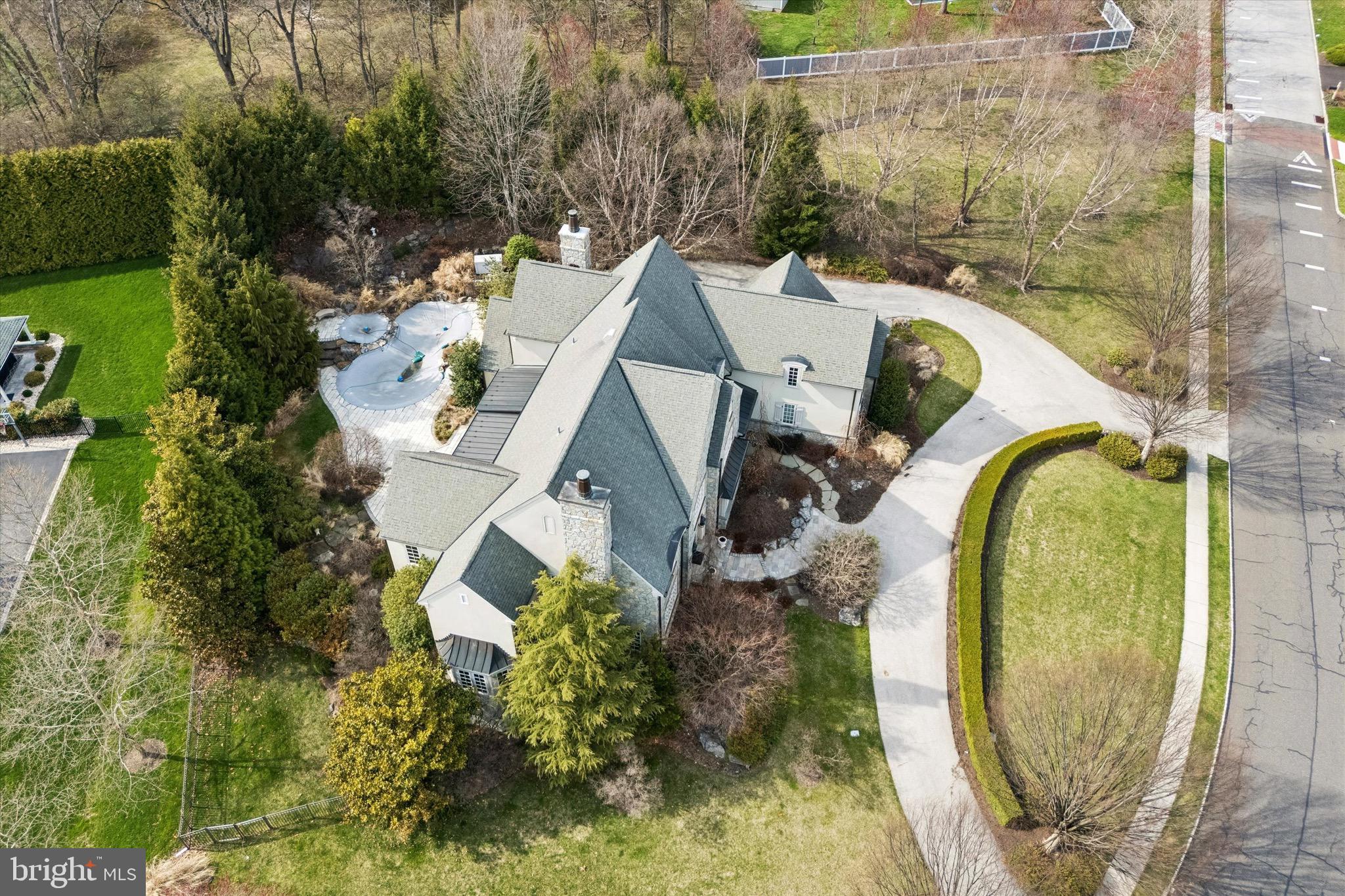 909 N PENN OAK