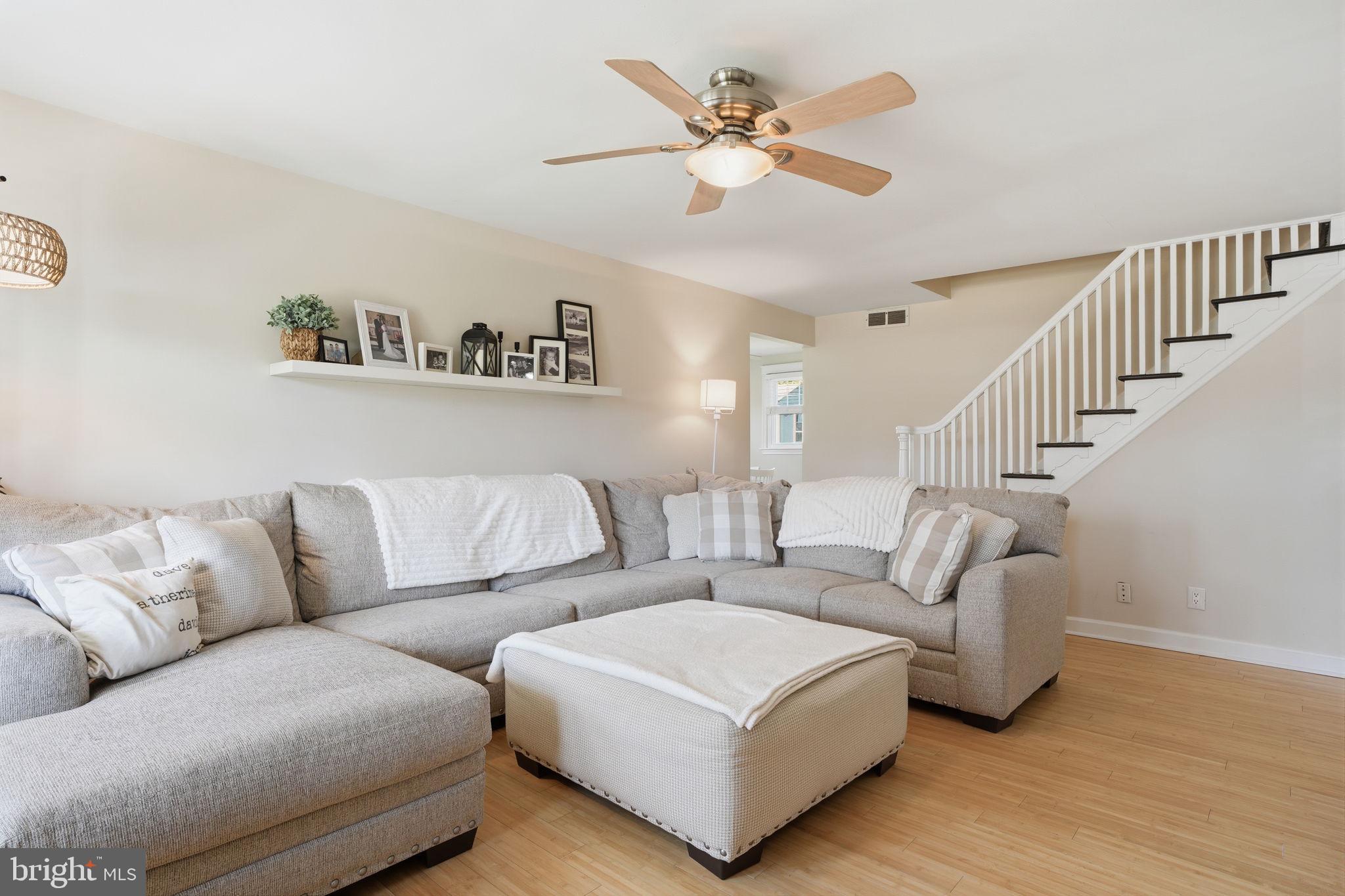 2057 PARKDALE AVENUE