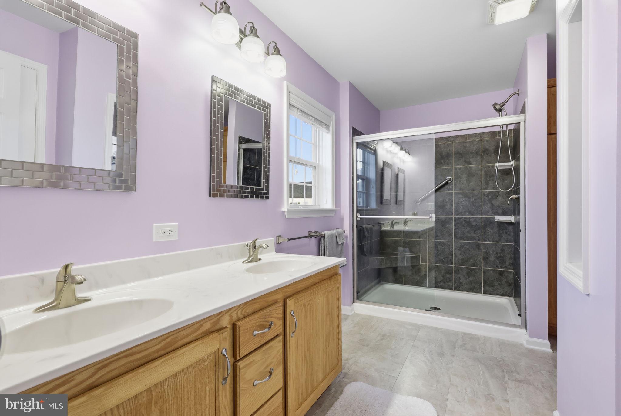 423 DELPHINIUM WAY