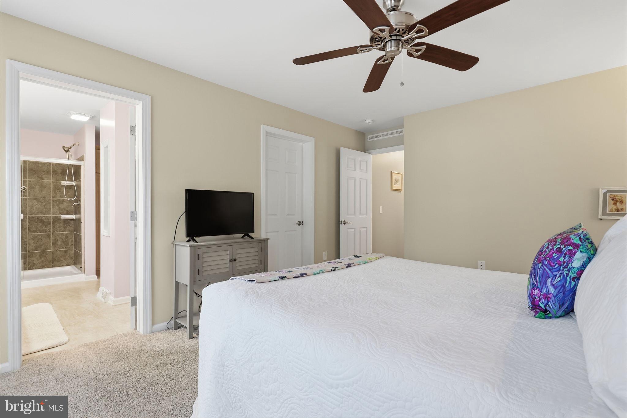 423 DELPHINIUM WAY