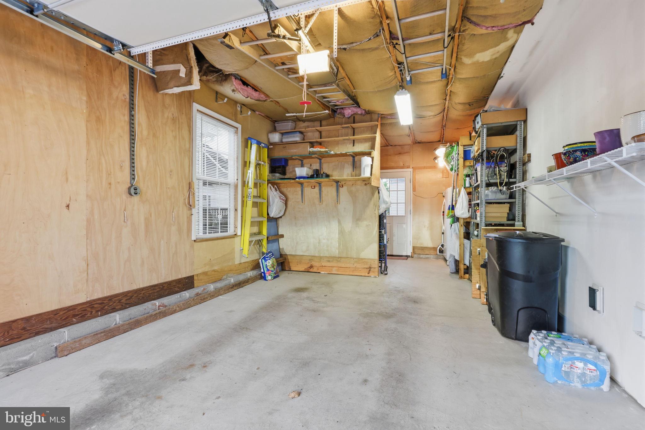 423 DELPHINIUM WAY