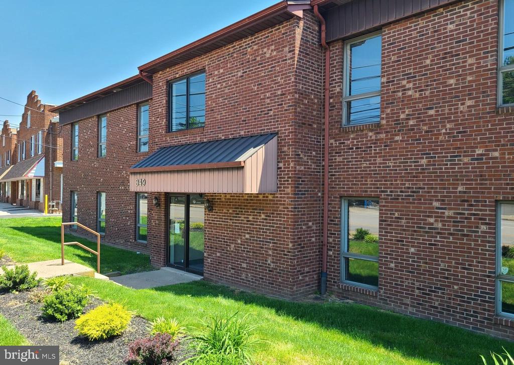 349 N YORK ROAD NORTH STE 102