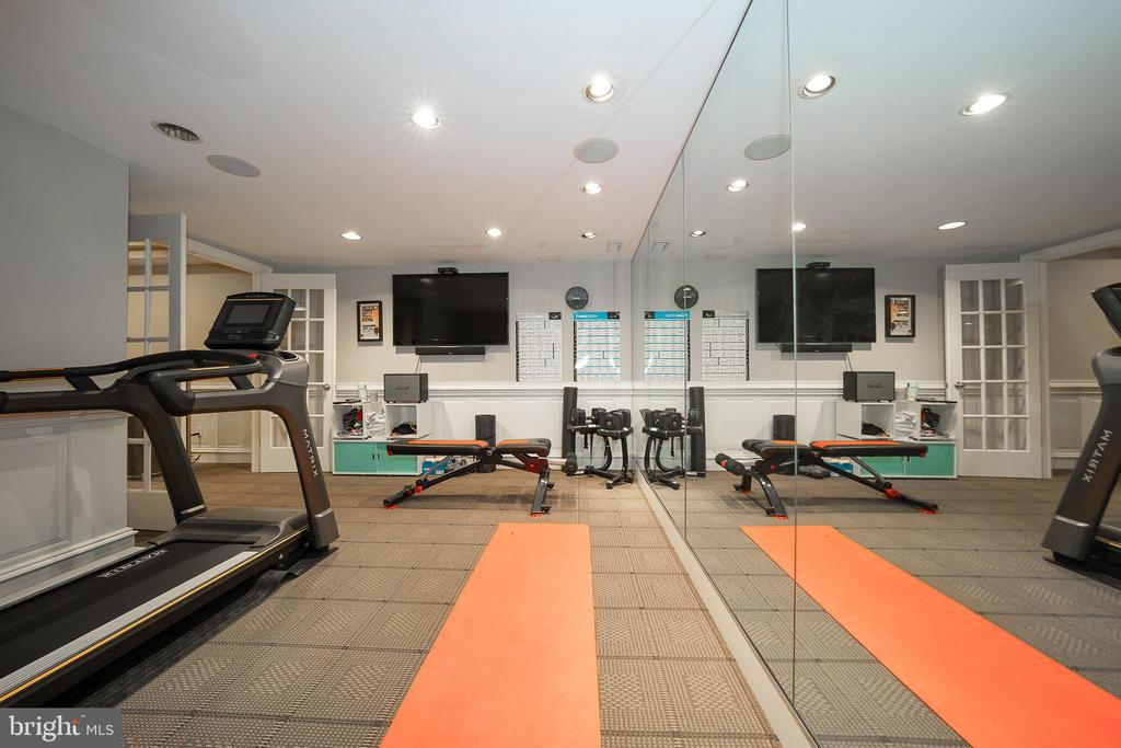 1122 BRYNLAWN ROAD