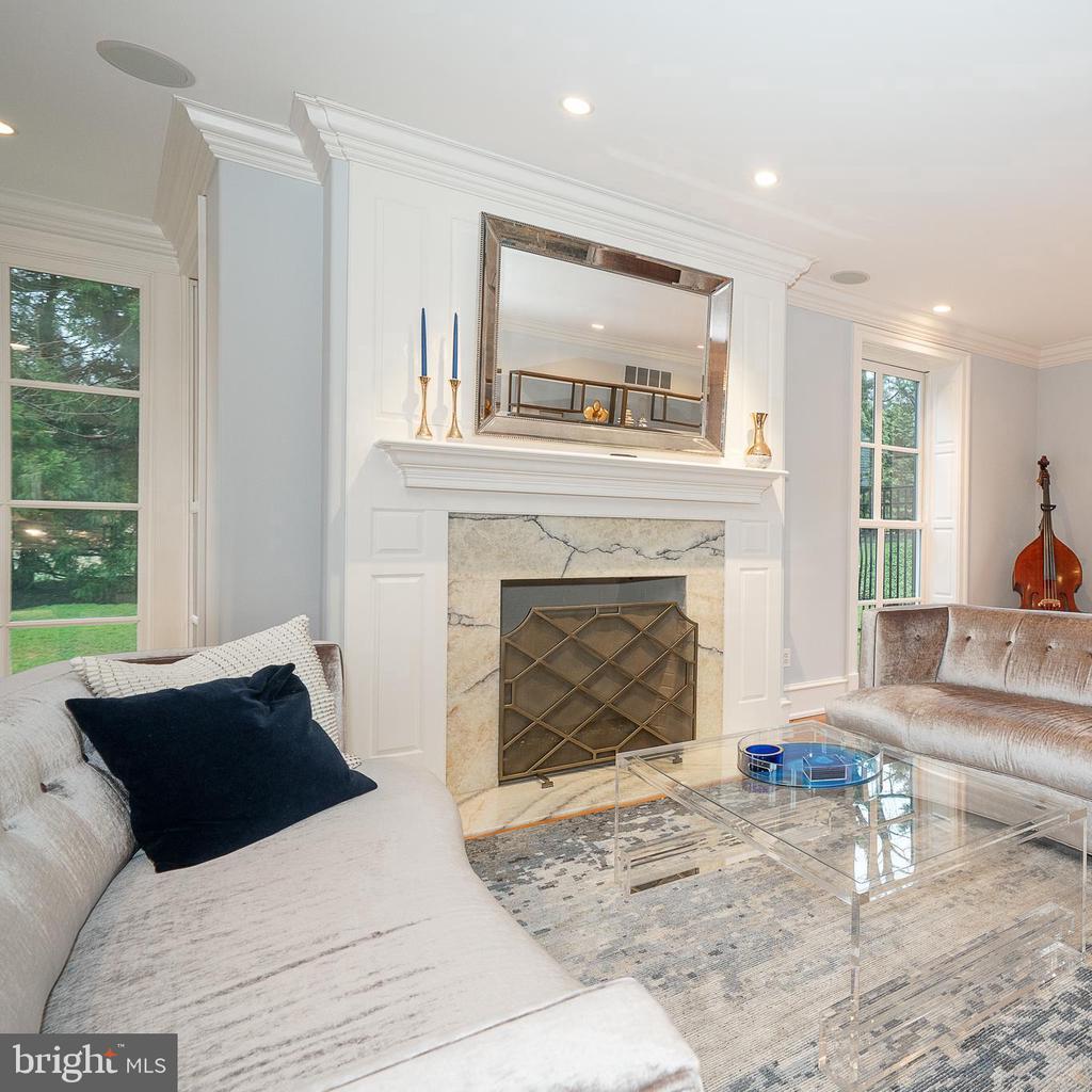 1122 BRYNLAWN ROAD