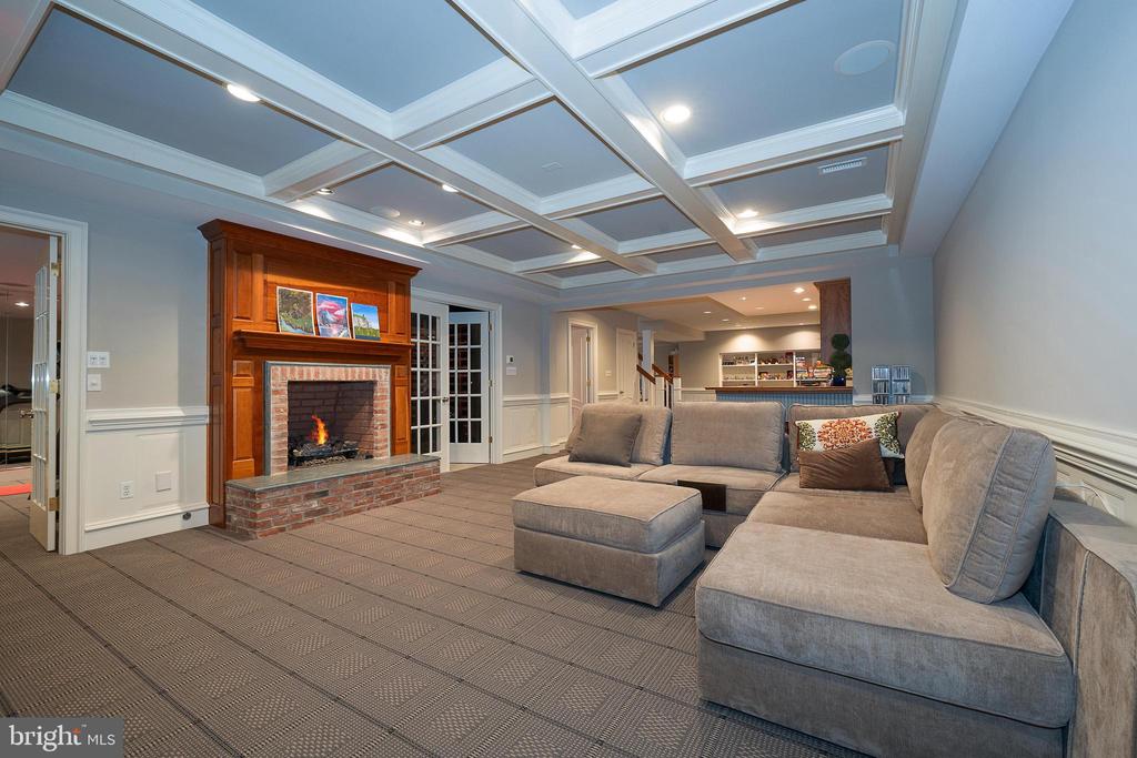 1122 BRYNLAWN ROAD