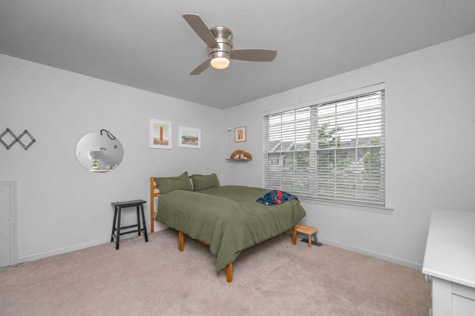 2004 PLEASANT VALLEY DRIVE