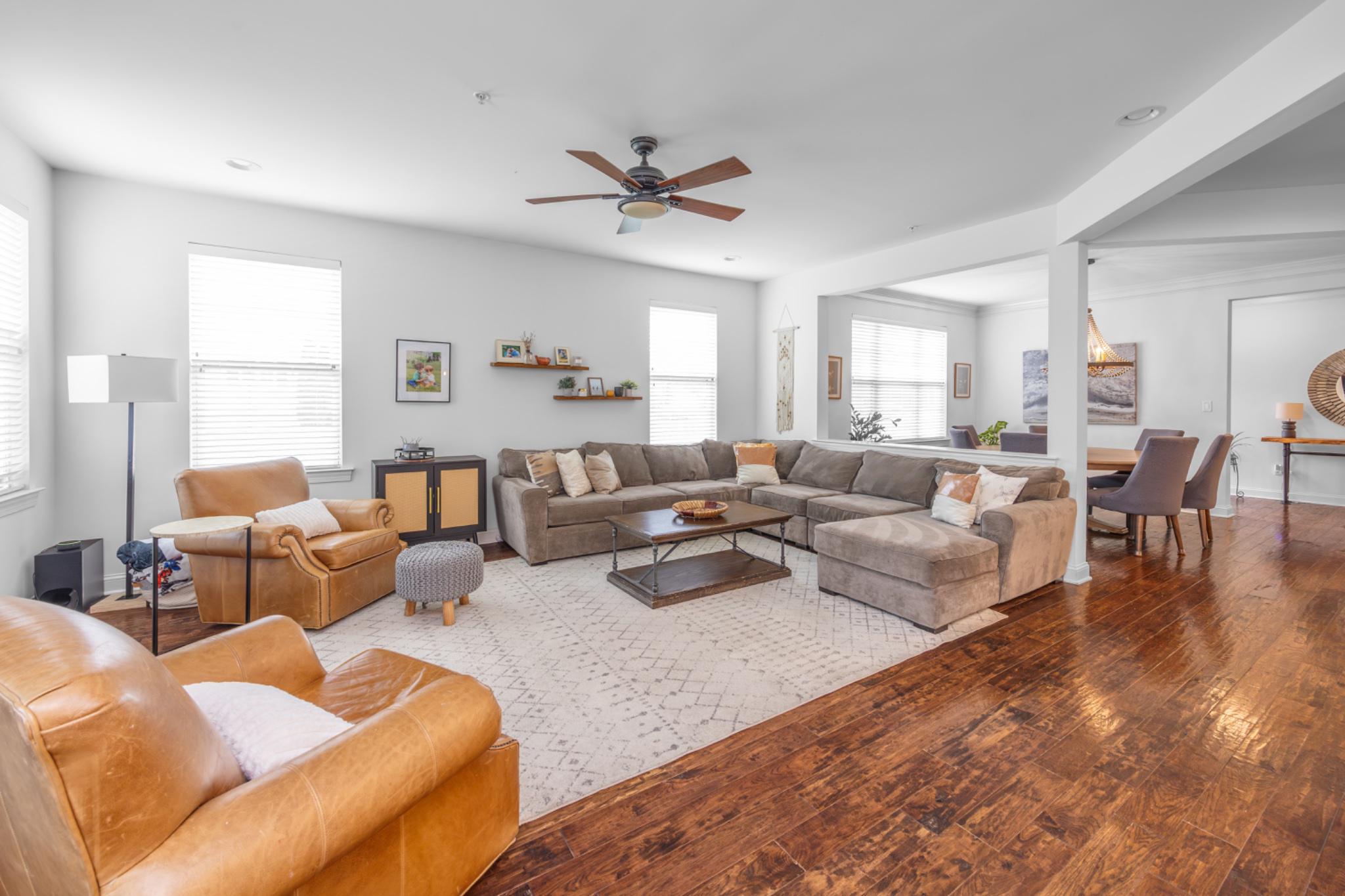 2004 PLEASANT VALLEY DRIVE