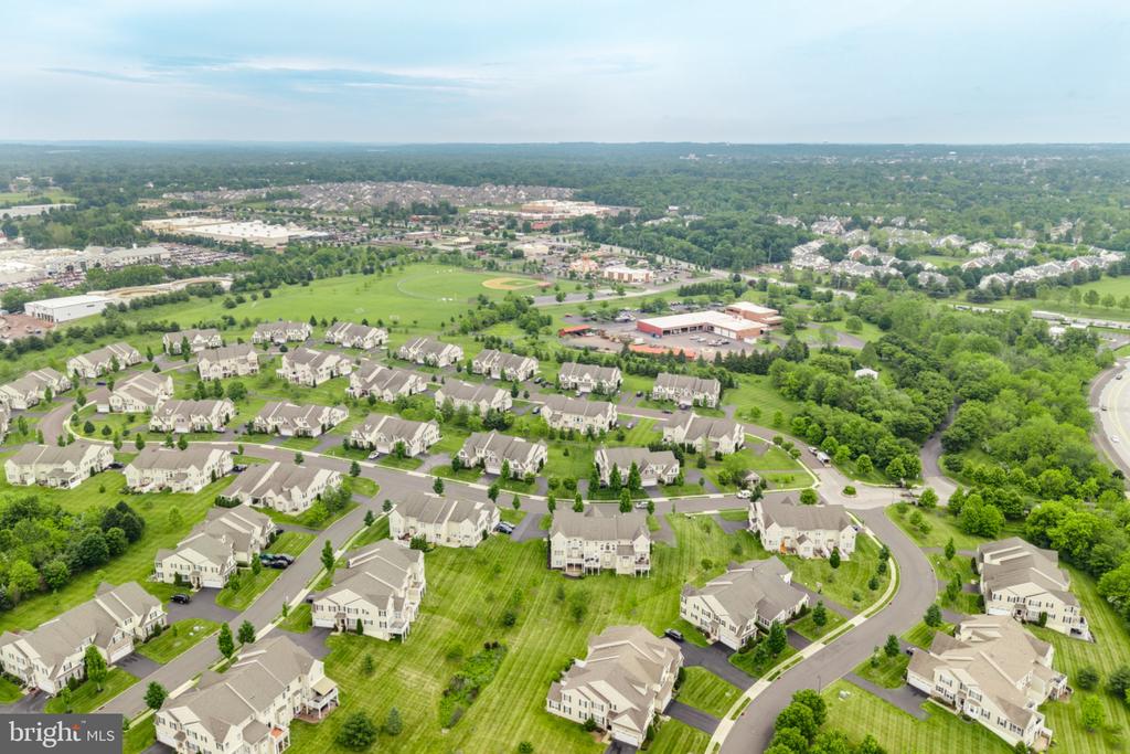 2004 PLEASANT VALLEY DRIVE