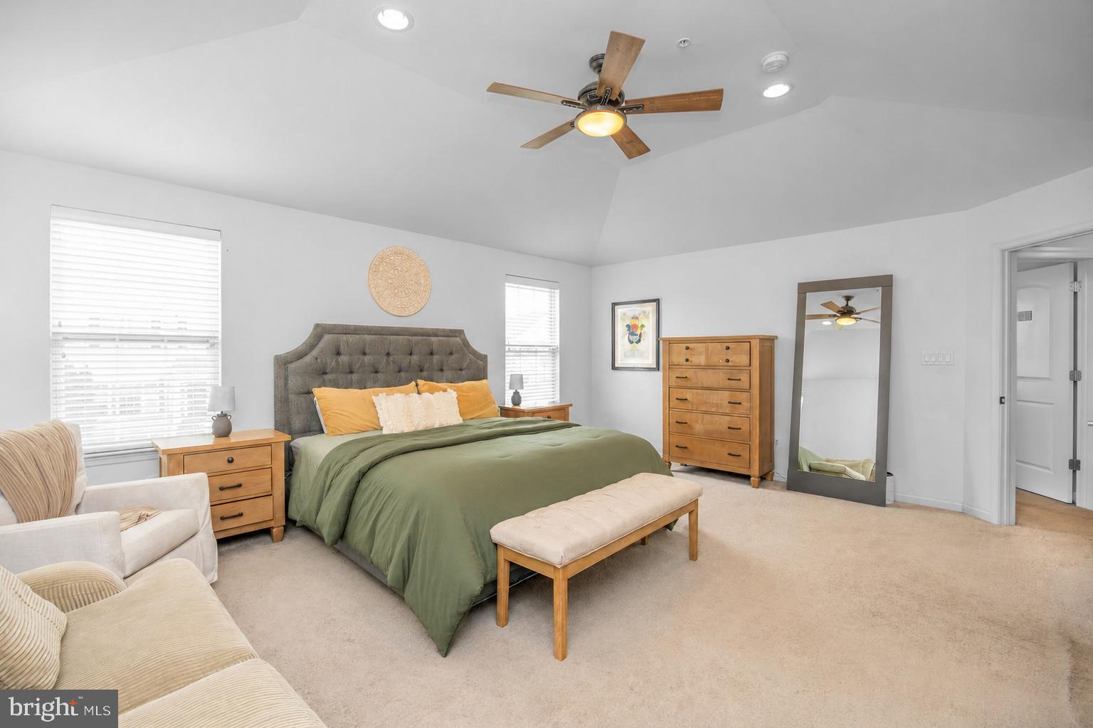 2004 PLEASANT VALLEY DRIVE