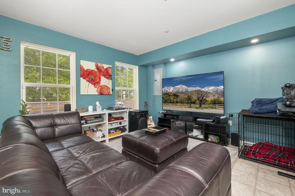 219 INDUSTRIAL HIGHWAY