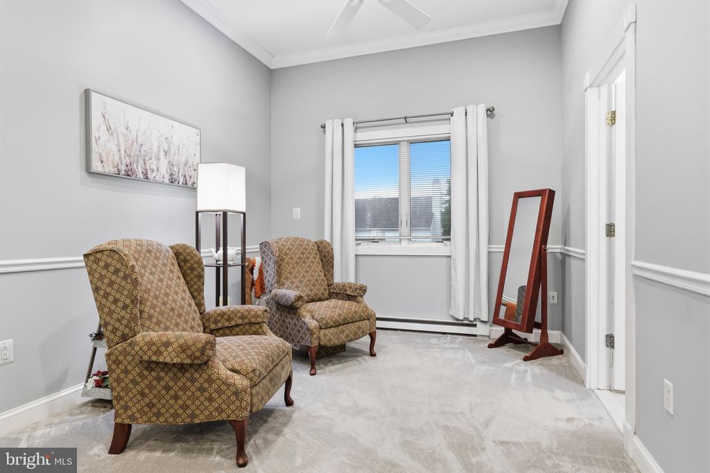 206 NEW ROAD