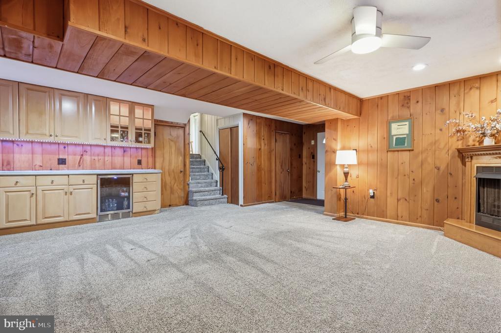 206 NEW ROAD