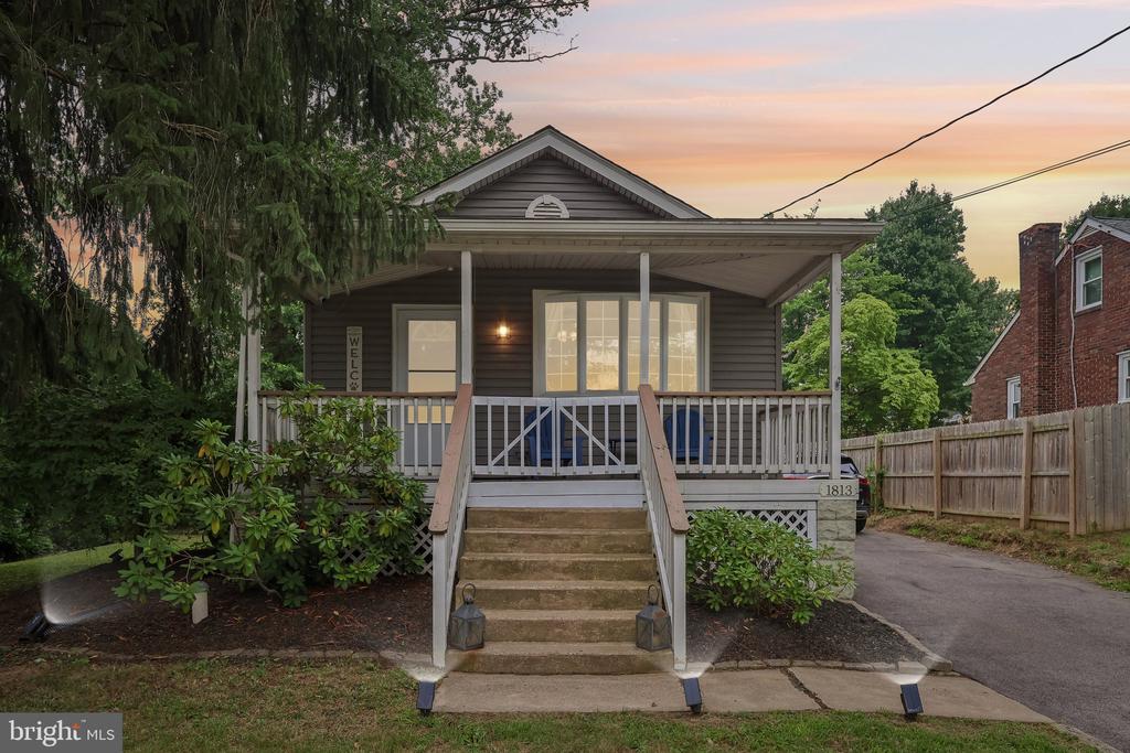 1813 FITZWATERTOWN ROAD