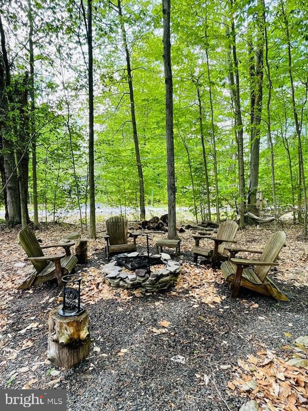 4158 HEMLOCK TRAIL